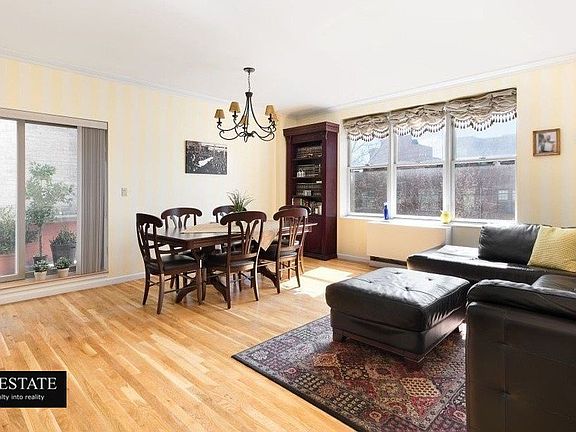 2nd image of 575 E New York Ave APT 4D