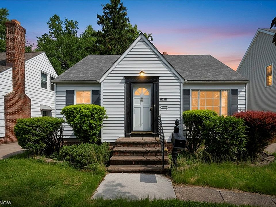 1st image of 25671 Farringdon Ave