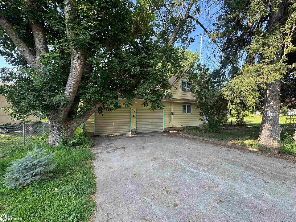 1st image of 704 3rd Ave