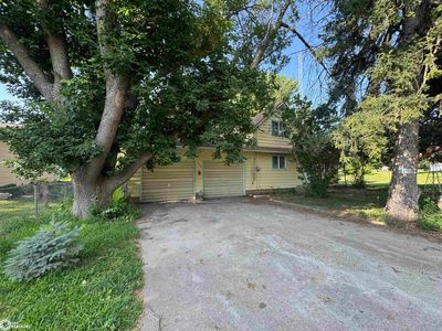 704 3rd Ave, Livermore, IA, 50558