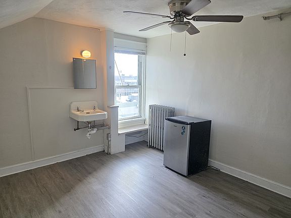 3rd image of 485 County Street 14