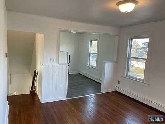 4th image of 275 Washington Ave Floor 2