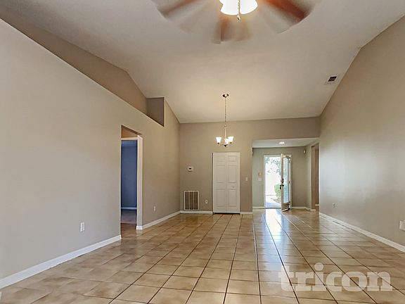 3rd image of 4708 Kilkenny Dr