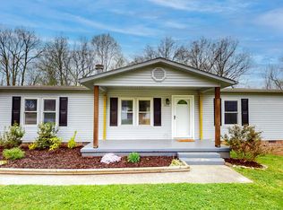 1002 Chris Dr, Portland, TN 37148