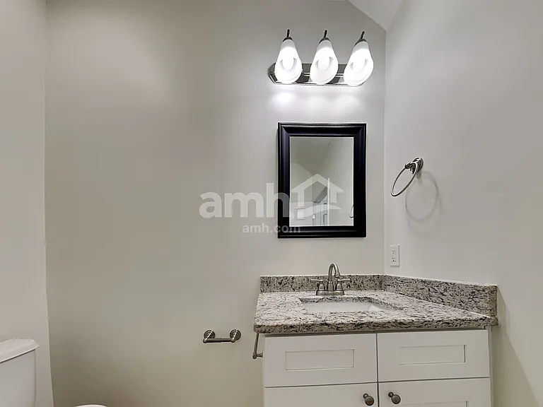 76 Parkmont Ct — Photo 20