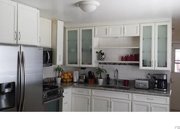 5th image of 530 Colston Ave