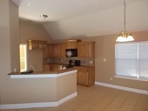 5th image of 7702 Tuscany Dr