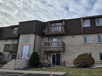 2361 Bicentennial Ave APT 5, Crest Hill, IL, 60403