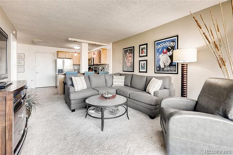 Barrington Apartments Denver Co Zillow