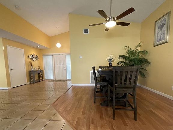3rd image of 7417 NW 49th St