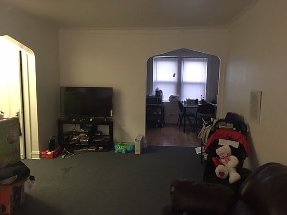 2nd image of 6445 N Richmond St APT 1E