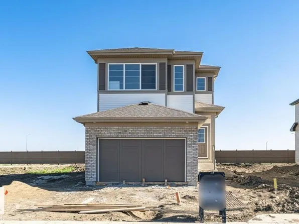 6298 180th Ave NW, Edmonton, AB T5Y 3W9