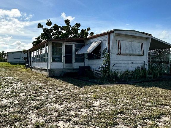 4th image of 7480 SE Eagle Avenue