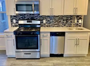 30-67 49th St #2S, Astoria, NY 11103