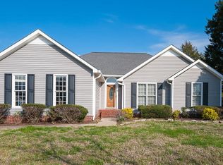 1548 Jarratt Dr, Rockvale, TN 37153