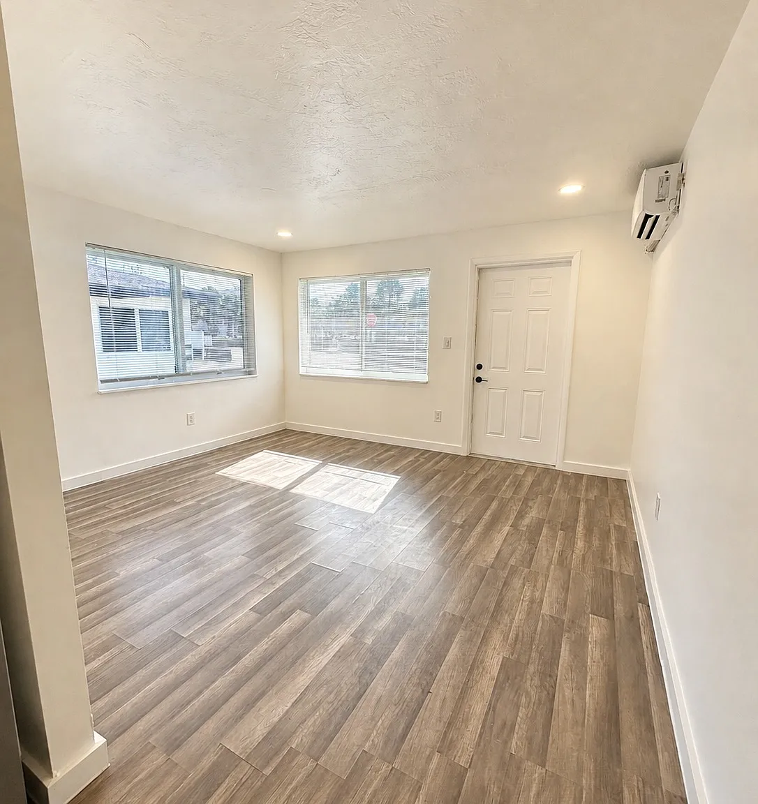 465 Ali Baba Avenue - 2 — Photo 2