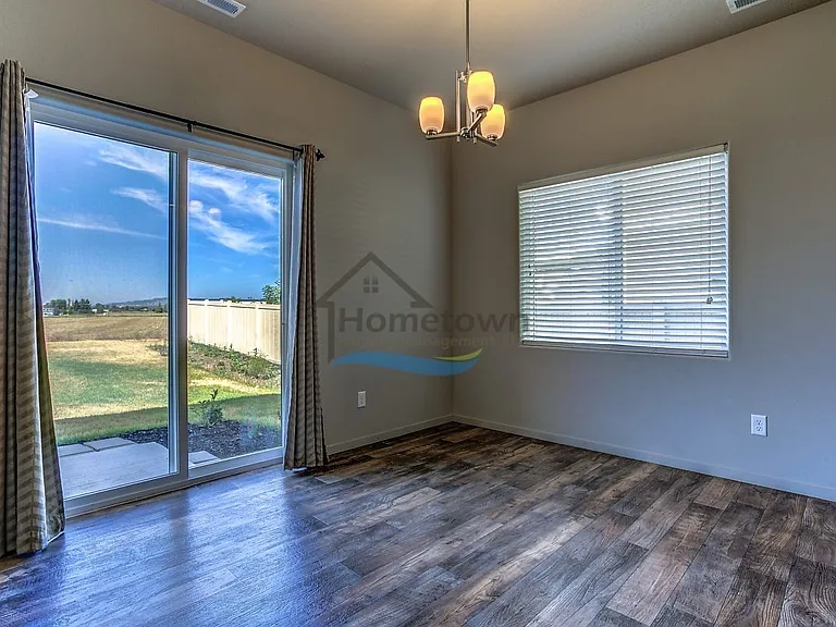 1847 N Clark Fork Pkwy — Photo 7
