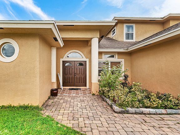 4th image of 6112 NW GINGER Lane