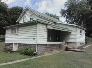 228 Jimtown Rd, Dawson, PA 15428