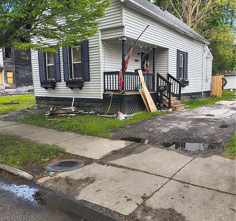 1st image of 5910 Cable Ave