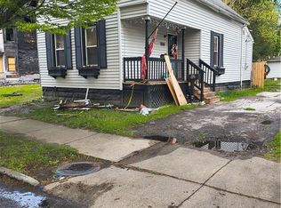 5910 Cable Ave, Cleveland, OH 44127