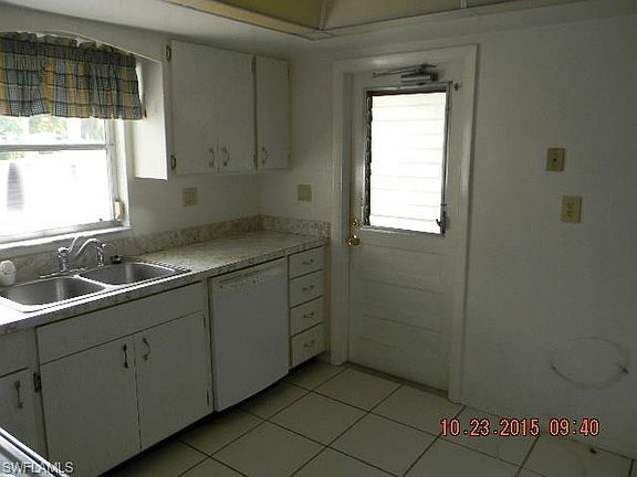 4th image of 518 Pangola Dr