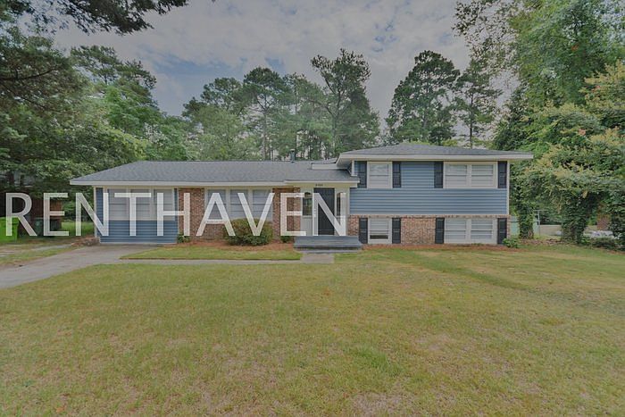 1st image of 2150 Woodfield Dr