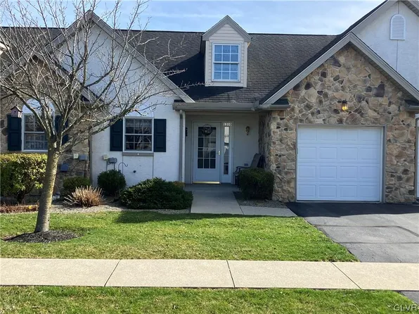 1310 Silo Dr, Easton, PA 18040
