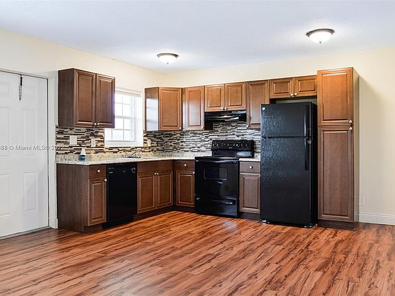 2nd image of 5420 NE 22nd Ter APT 19