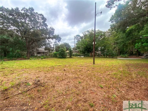 102 W 59th Street, Savannah, GA 31405