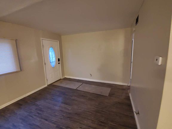 2nd image of 2047 N Green Rd