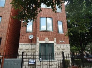 2332 W Harrison St APT 1, Chicago, IL 60612