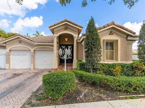 11221 NW 48th Ter, Doral, FL 33178