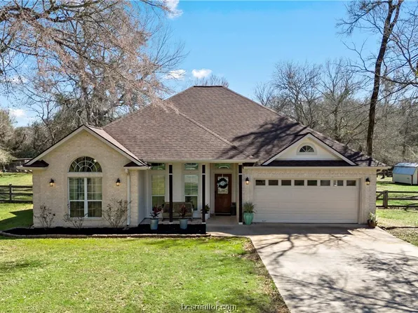 4391 Quiet Waters, North Zulch, TX 77872