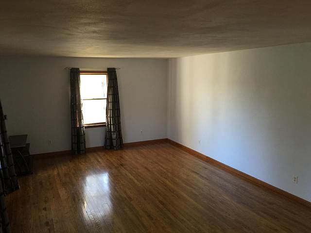 2nd image of 7478 Twin Maple Dr
