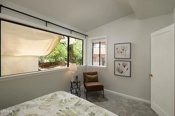 501 Fremont Ln — Photo 12