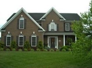 810 W Carrollton Ave, Salem, VA 24153