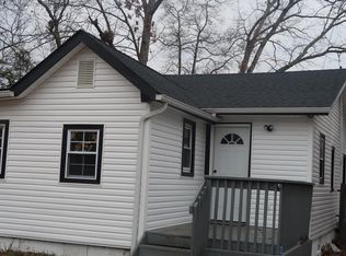 45 E 4th St, Howell, NJ 07731