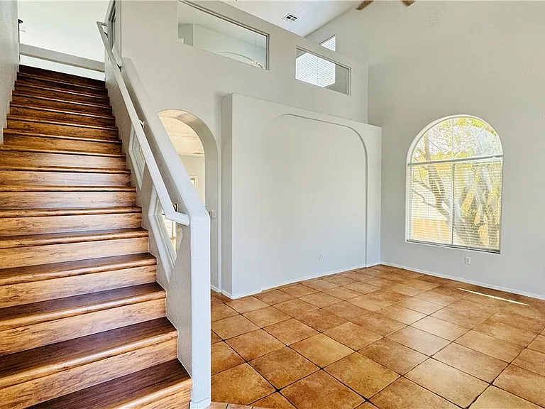 1586 Peaceful Pine St — Photo 3