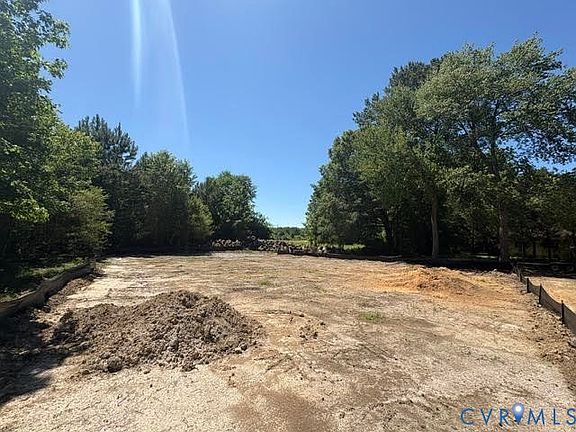 4th image of 36 Spotswood Dr