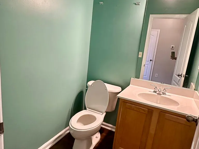 8012 Abington Dr — Photo 22