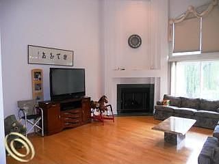 2nd image of 29722 Kenloch Dr