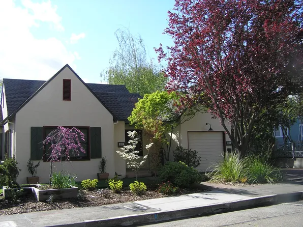 517 Johnson St, Healdsburg, CA 95448