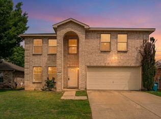 5718 Green Ivy Rd, Denton, TX 76210
