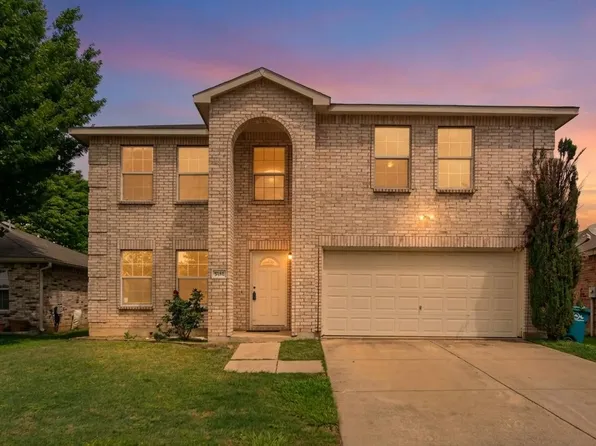 5718 Green Ivy Rd, Denton, TX 76210