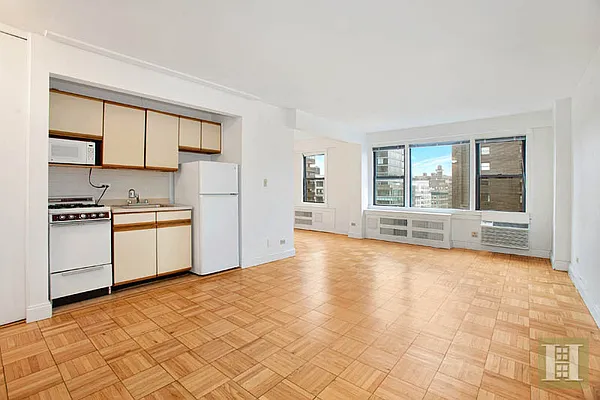 Sold by Halstead Real Estate | media 18