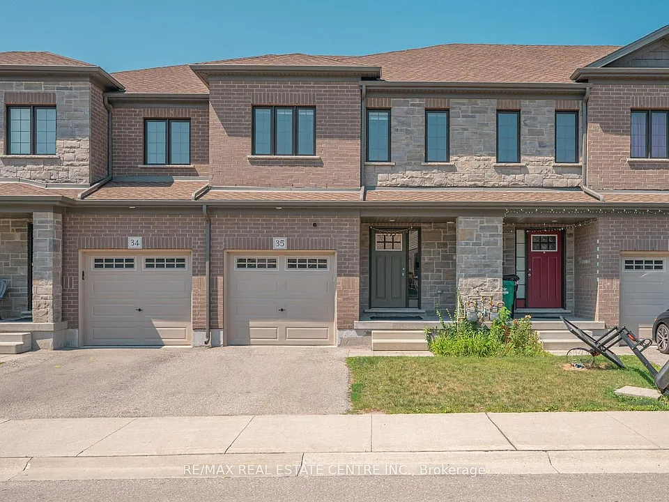 135 Hardcastle Dr #35