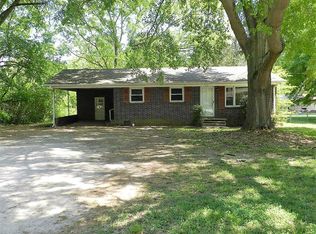 411 Colonial Ave, Gaffney, SC 29340