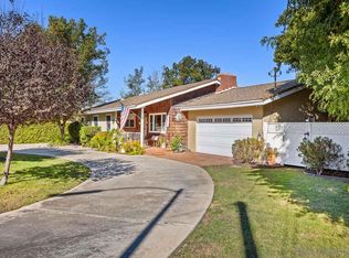 2466 Glenridge Rd, Escondido, CA 92027