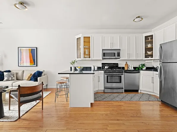 963 Kent Ave APT D-2, Brooklyn, NY 11205
